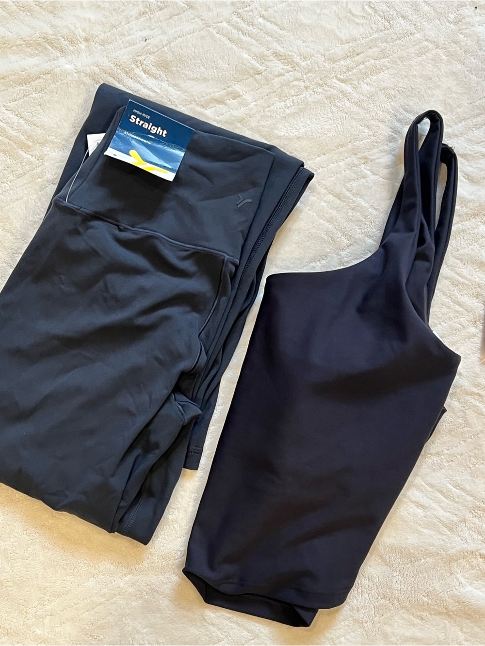 High-Waist straight Leg Lounge
Pants and top - Picture 3 of 6